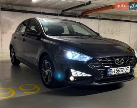 Серый Хендай i30, объемом двигателя 1.5 л и пробегом 41 тыс. км за 19500 $, фото 1 на Automoto.ua
