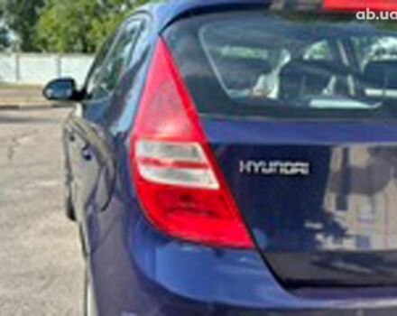 Синий Хендай i30, объемом двигателя 1.4 л и пробегом 265 тыс. км за 5350 $, фото 11 на Automoto.ua