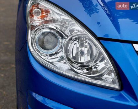 Синий Хендай i30, объемом двигателя 1.6 л и пробегом 189 тыс. км за 7999 $, фото 11 на Automoto.ua