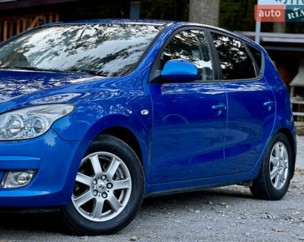 Синий Хендай i30, объемом двигателя 1.6 л и пробегом 189 тыс. км за 8000 $, фото 5 на Automoto.ua