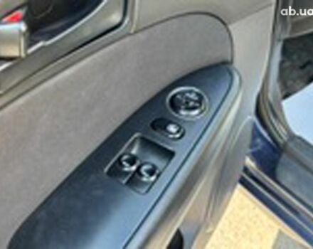 Синий Хендай i30, объемом двигателя 1.4 л и пробегом 265 тыс. км за 5350 $, фото 16 на Automoto.ua