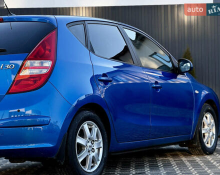 Синий Хендай i30, объемом двигателя 1.6 л и пробегом 192 тыс. км за 7800 $, фото 18 на Automoto.ua