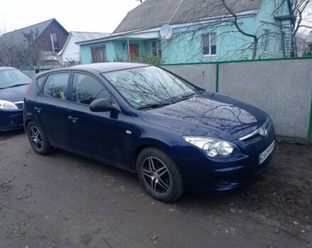 Синий Хендай i30, объемом двигателя 1.4 л и пробегом 220 тыс. км за 4600 $, фото 1 на Automoto.ua