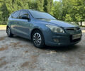 Синий Хендай i30, объемом двигателя 1.58 л и пробегом 279 тыс. км за 5300 $, фото 1 на Automoto.ua