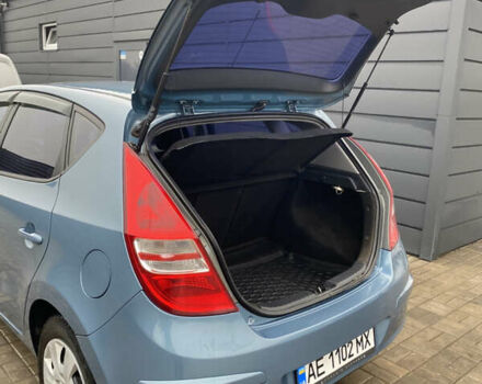 Синий Хендай i30, объемом двигателя 1.4 л и пробегом 194 тыс. км за 5500 $, фото 7 на Automoto.ua