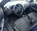 Синий Хендай i30, объемом двигателя 1.4 л и пробегом 220 тыс. км за 4600 $, фото 4 на Automoto.ua