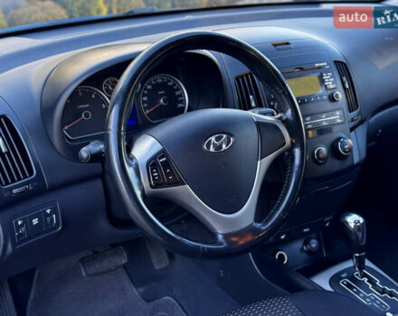 Синий Хендай i30, объемом двигателя 1.6 л и пробегом 192 тыс. км за 7800 $, фото 26 на Automoto.ua