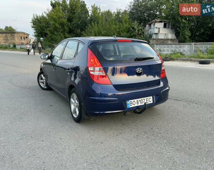 Синий Хендай i30, объемом двигателя 2 л и пробегом 222 тыс. км за 6750 $, фото 4 на Automoto.ua