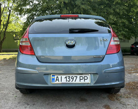 Синий Хендай i30, объемом двигателя 1.58 л и пробегом 279 тыс. км за 5500 $, фото 6 на Automoto.ua