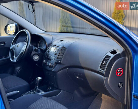 Синий Хендай i30, объемом двигателя 1.6 л и пробегом 192 тыс. км за 7800 $, фото 33 на Automoto.ua