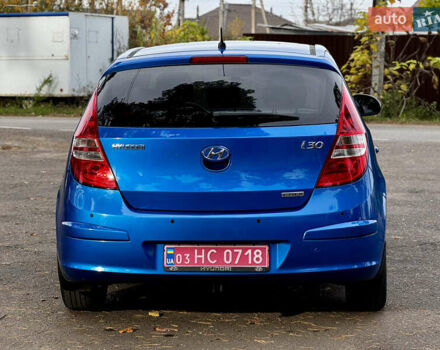 Синий Хендай i30, объемом двигателя 1.6 л и пробегом 189 тыс. км за 7900 $, фото 18 на Automoto.ua