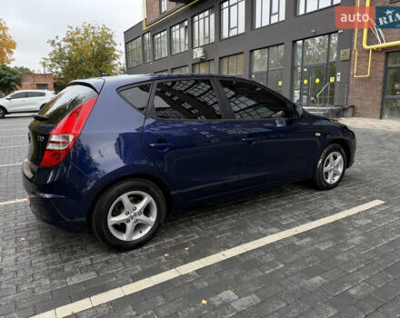 Синий Хендай i30, объемом двигателя 1.4 л и пробегом 191 тыс. км за 6200 $, фото 42 на Automoto.ua