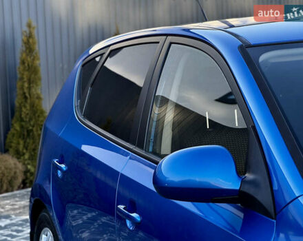 Синий Хендай i30, объемом двигателя 1.6 л и пробегом 192 тыс. км за 7800 $, фото 15 на Automoto.ua