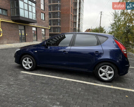 Синий Хендай i30, объемом двигателя 1.4 л и пробегом 191 тыс. км за 6200 $, фото 21 на Automoto.ua