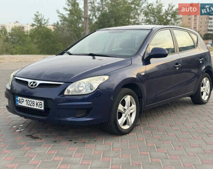 Синий Хендай i30, объемом двигателя 1.4 л и пробегом 260 тыс. км за 4450 $, фото 6 на Automoto.ua