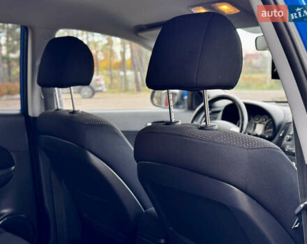 Синий Хендай i30, объемом двигателя 1.6 л и пробегом 189 тыс. км за 7999 $, фото 51 на Automoto.ua