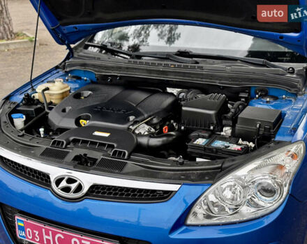 Синий Хендай i30, объемом двигателя 1.6 л и пробегом 189 тыс. км за 7999 $, фото 59 на Automoto.ua