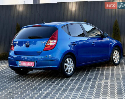 Синий Хендай i30, объемом двигателя 1.6 л и пробегом 192 тыс. км за 7800 $, фото 16 на Automoto.ua