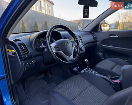 Синий Хендай i30, объемом двигателя 1.6 л и пробегом 192 тыс. км за 7800 $, фото 31 на Automoto.ua