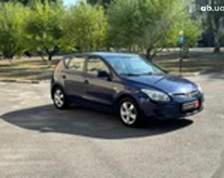 Синий Хендай i30, объемом двигателя 1.4 л и пробегом 265 тыс. км за 5350 $, фото 5 на Automoto.ua