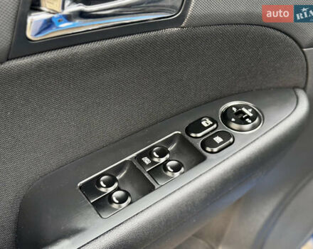 Синий Хендай i30, объемом двигателя 1.6 л и пробегом 189 тыс. км за 7900 $, фото 32 на Automoto.ua