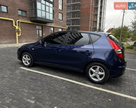 Синий Хендай i30, объемом двигателя 1.4 л и пробегом 191 тыс. км за 6200 $, фото 23 на Automoto.ua