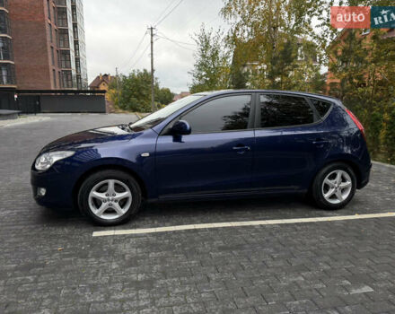 Синий Хендай i30, объемом двигателя 1.4 л и пробегом 191 тыс. км за 6200 $, фото 16 на Automoto.ua