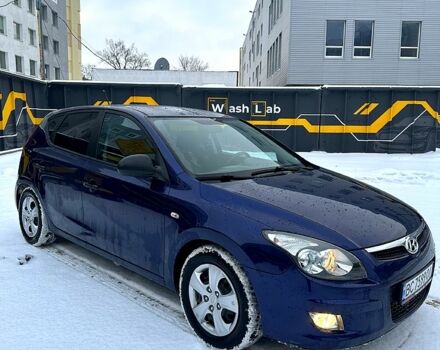 Синій Хендай i30, об'ємом двигуна 1.4 л та пробігом 154 тис. км за 6300 $, фото 4 на Automoto.ua