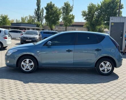 Синій Хендай i30, об'ємом двигуна 1.6 л та пробігом 213 тис. км за 6900 $, фото 3 на Automoto.ua
