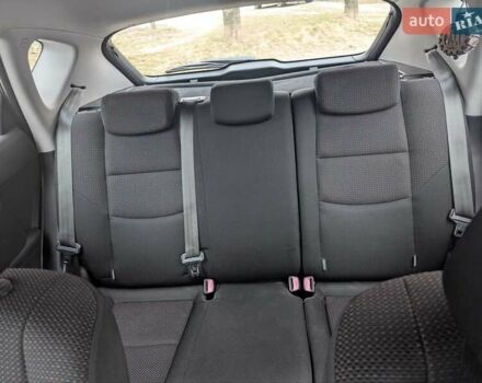 Синий Хендай i30, объемом двигателя 1.4 л и пробегом 220 тыс. км за 6800 $, фото 4 на Automoto.ua