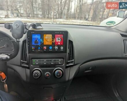 Синий Хендай i30, объемом двигателя 1.4 л и пробегом 220 тыс. км за 6800 $, фото 1 на Automoto.ua