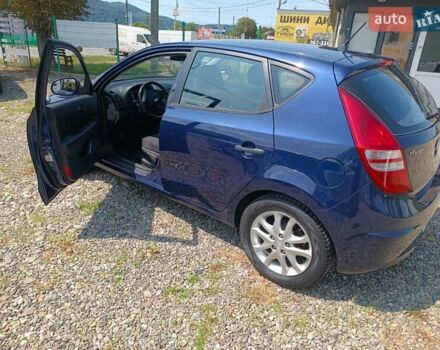 Синій Хендай i30, об'ємом двигуна 1.6 л та пробігом 225 тис. км за 5800 $, фото 9 на Automoto.ua