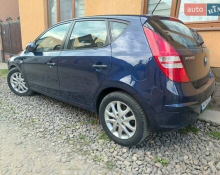 Синій Хендай i30, об'ємом двигуна 1.6 л та пробігом 225 тис. км за 5800 $, фото 10 на Automoto.ua