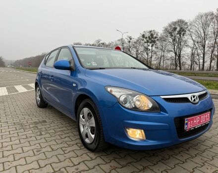 Синий Хендай i30, объемом двигателя 1.4 л и пробегом 235 тыс. км за 6153 $, фото 2 на Automoto.ua