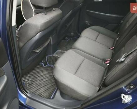 Синий Хендай i30, объемом двигателя 1.59 л и пробегом 104 тыс. км за 8300 $, фото 10 на Automoto.ua