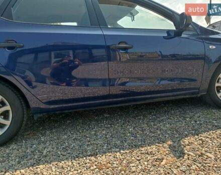 Синій Хендай i30, об'ємом двигуна 1.6 л та пробігом 225 тис. км за 5800 $, фото 4 на Automoto.ua
