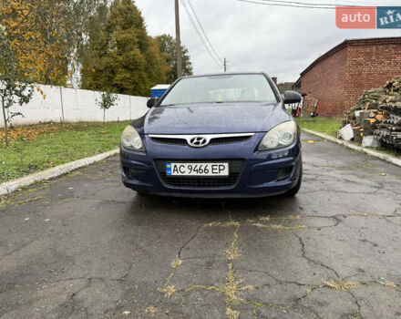 Синий Хендай i30, объемом двигателя 1.4 л и пробегом 251 тыс. км за 4100 $, фото 1 на Automoto.ua