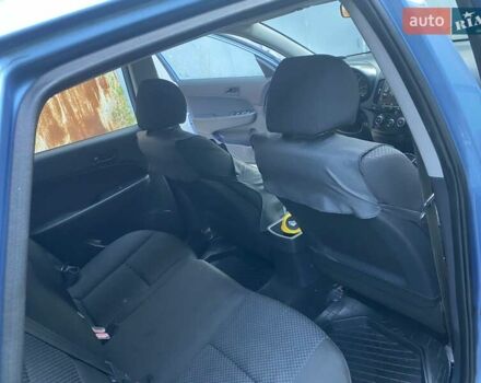 Синий Хендай i30, объемом двигателя 1.6 л и пробегом 151 тыс. км за 6400 $, фото 8 на Automoto.ua