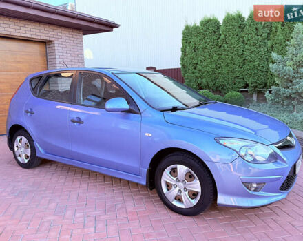 Синий Хендай i30, объемом двигателя 1.6 л и пробегом 152 тыс. км за 8200 $, фото 22 на Automoto.ua