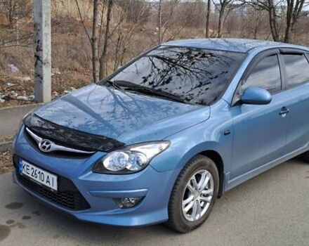 Синий Хендай i30, объемом двигателя 1.59 л и пробегом 139 тыс. км за 7200 $, фото 6 на Automoto.ua