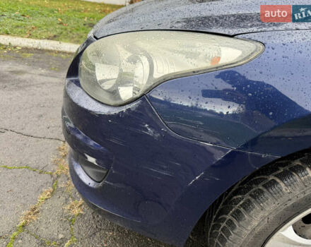 Синий Хендай i30, объемом двигателя 1.4 л и пробегом 251 тыс. км за 4100 $, фото 7 на Automoto.ua