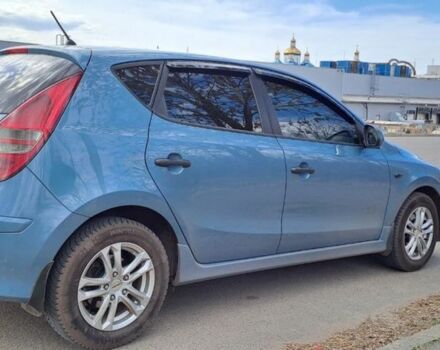 Синий Хендай i30, объемом двигателя 1.6 л и пробегом 133 тыс. км за 7300 $, фото 10 на Automoto.ua
