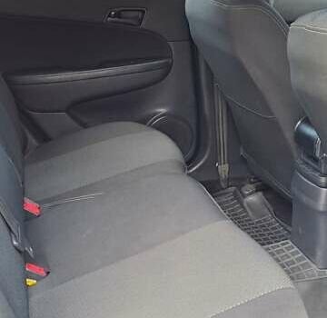 Синий Хендай i30, объемом двигателя 1.59 л и пробегом 139 тыс. км за 7200 $, фото 12 на Automoto.ua