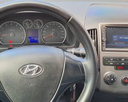 Синий Хендай i30, объемом двигателя 1.6 л и пробегом 134 тыс. км за 7200 $, фото 4 на Automoto.ua