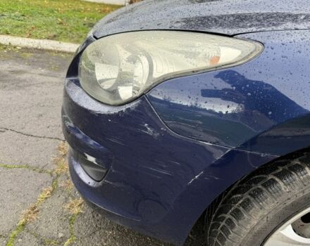 Синий Хендай i30, объемом двигателя 1.4 л и пробегом 251 тыс. км за 4100 $, фото 5 на Automoto.ua