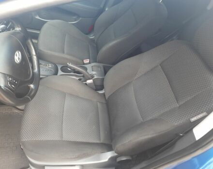 Синій Хендай i30, об'ємом двигуна 1.6 л та пробігом 220 тис. км за 7200 $, фото 13 на Automoto.ua