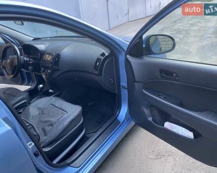 Синий Хендай i30, объемом двигателя 1.6 л и пробегом 151 тыс. км за 6400 $, фото 5 на Automoto.ua