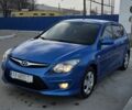 Синий Хендай i30, объемом двигателя 1.6 л и пробегом 254 тыс. км за 5900 $, фото 1 на Automoto.ua
