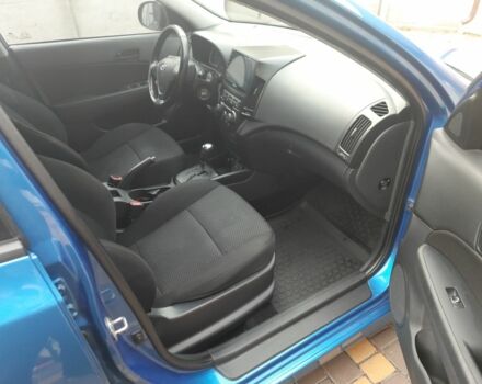 Синій Хендай i30, об'ємом двигуна 1.6 л та пробігом 220 тис. км за 7200 $, фото 18 на Automoto.ua