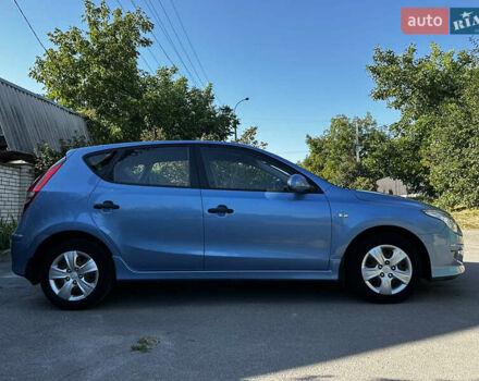 Синий Хендай i30, объемом двигателя 1.6 л и пробегом 152 тыс. км за 8200 $, фото 3 на Automoto.ua